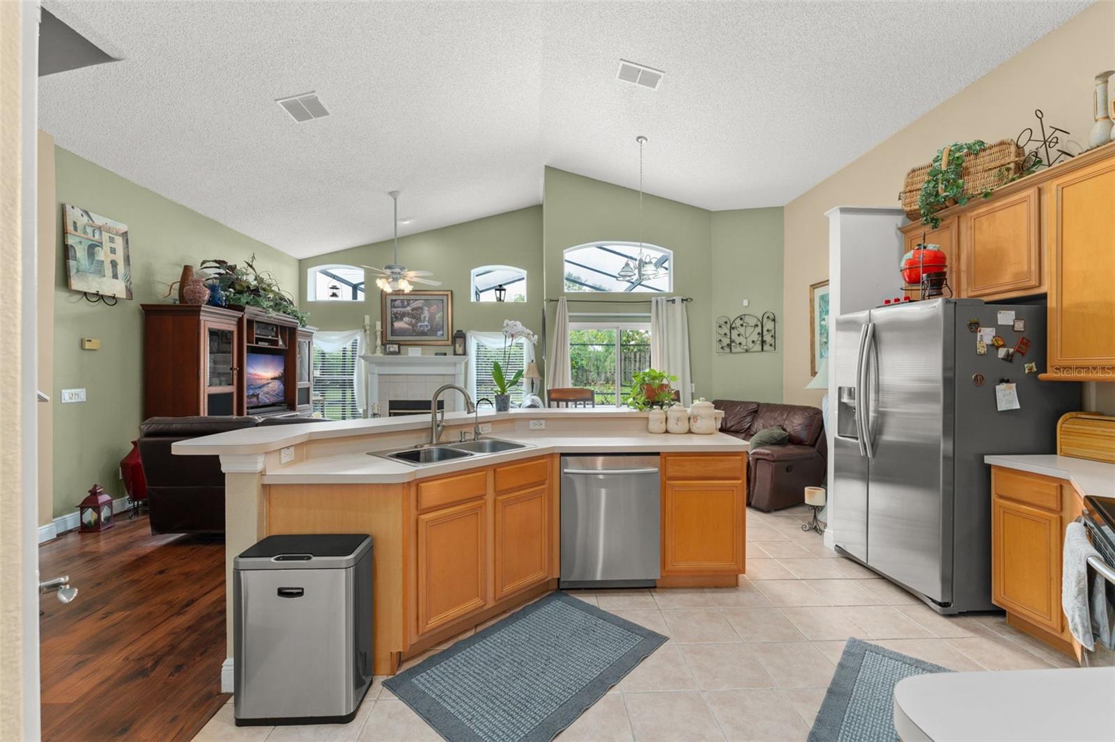 WEKIVA CLUB - Residential