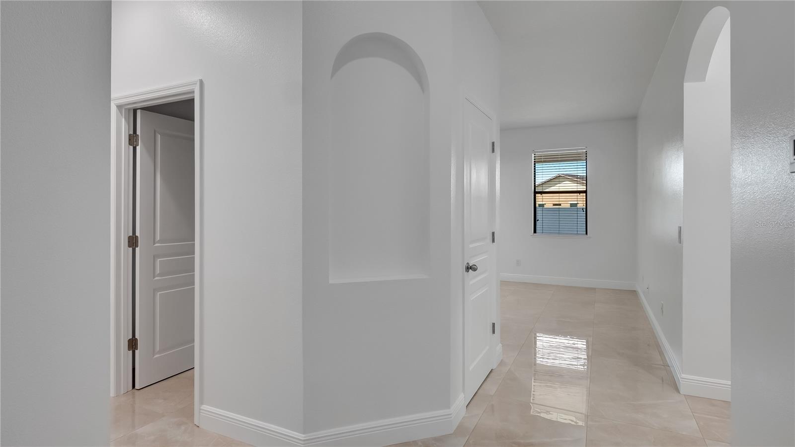 DORAL POINTE UNIT 2 - Residential