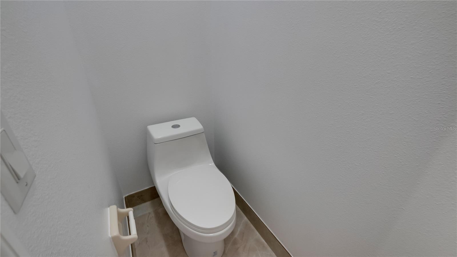 DORAL POINTE UNIT 2 - Residential