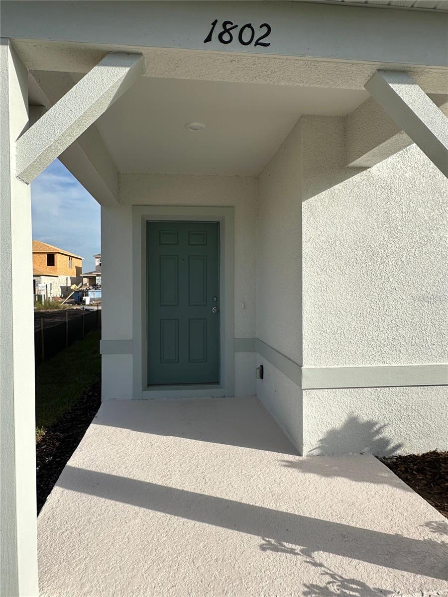 AMELIA GROVES - Residential Lease