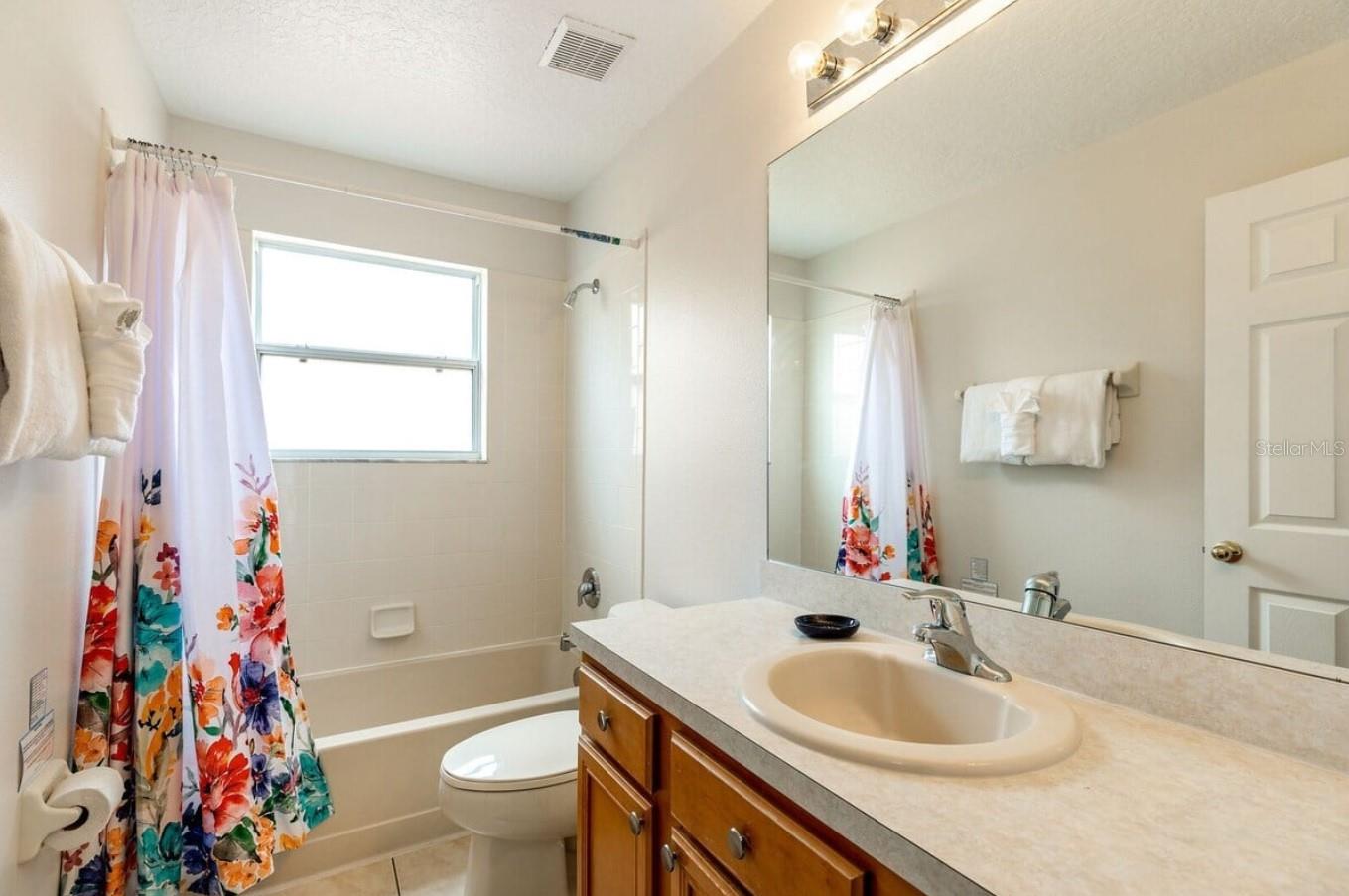 SEASONS - Residential