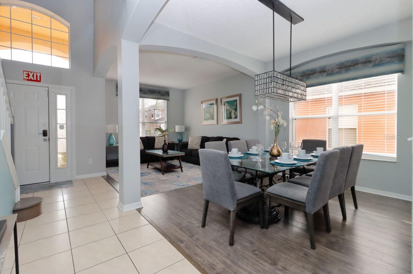 SEASONS - Residential