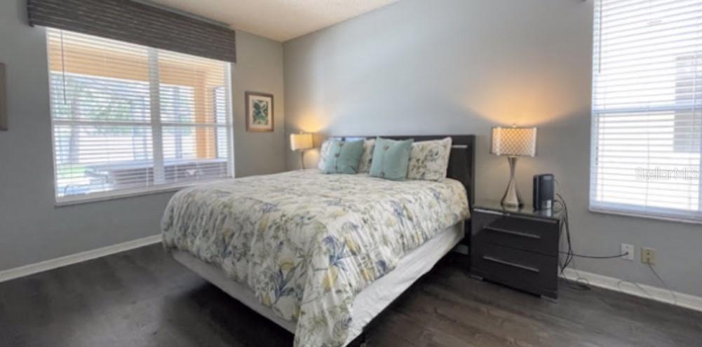 SEASONS - Residential