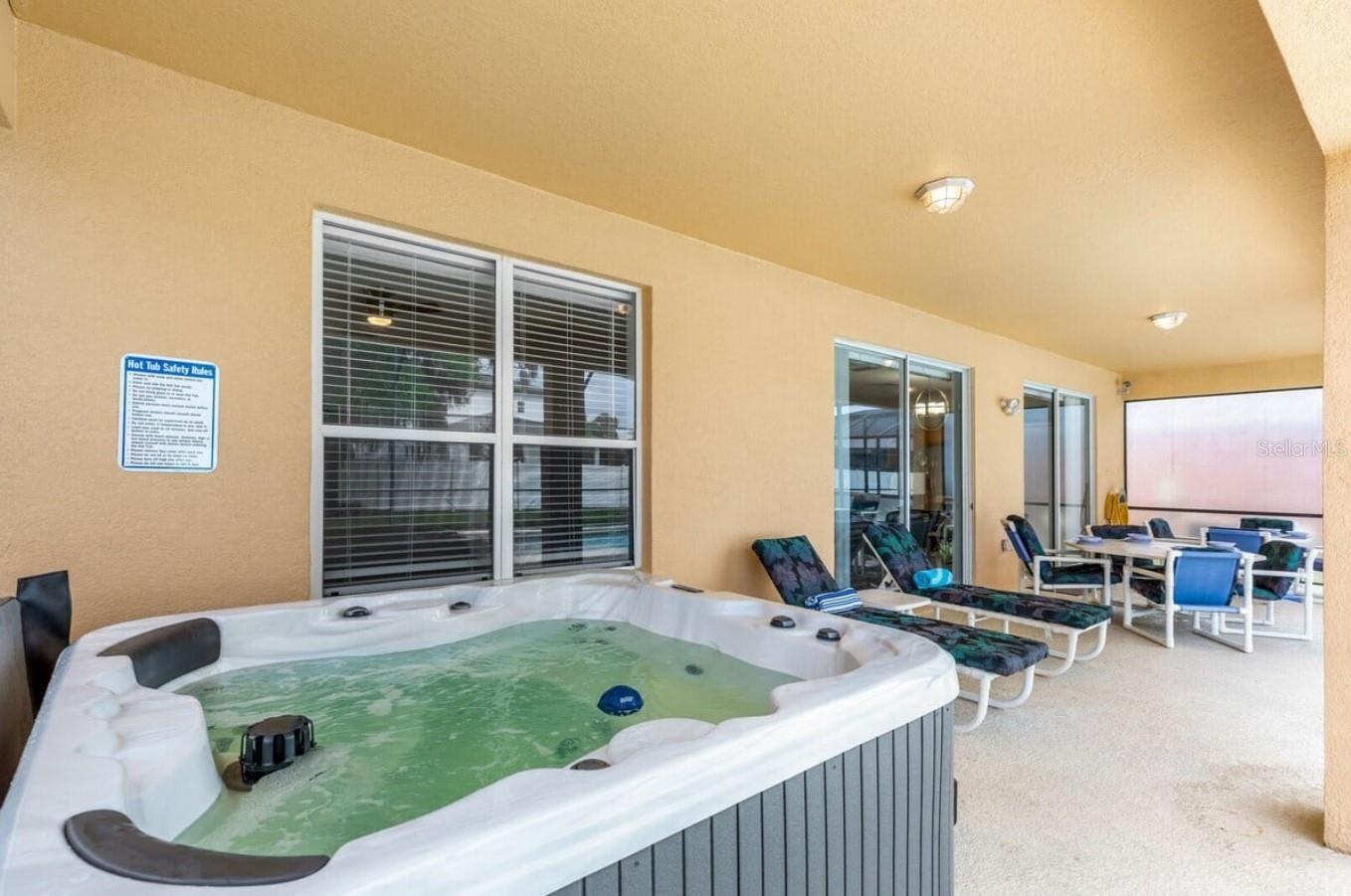 SEASONS - Residential