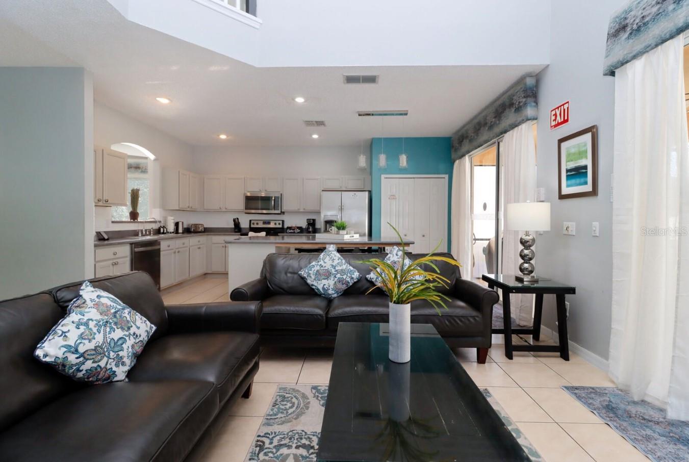 SEASONS - Residential