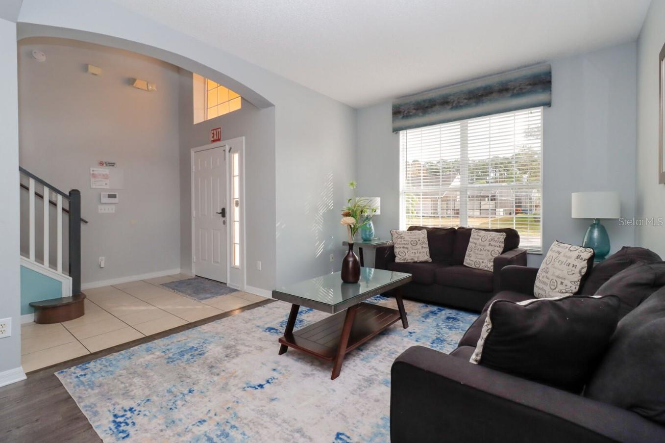 SEASONS - Residential