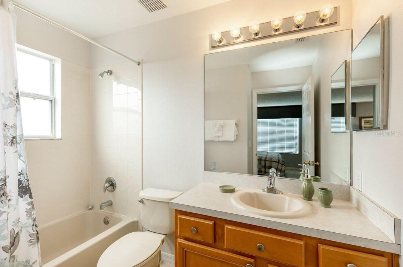 SEASONS - Residential