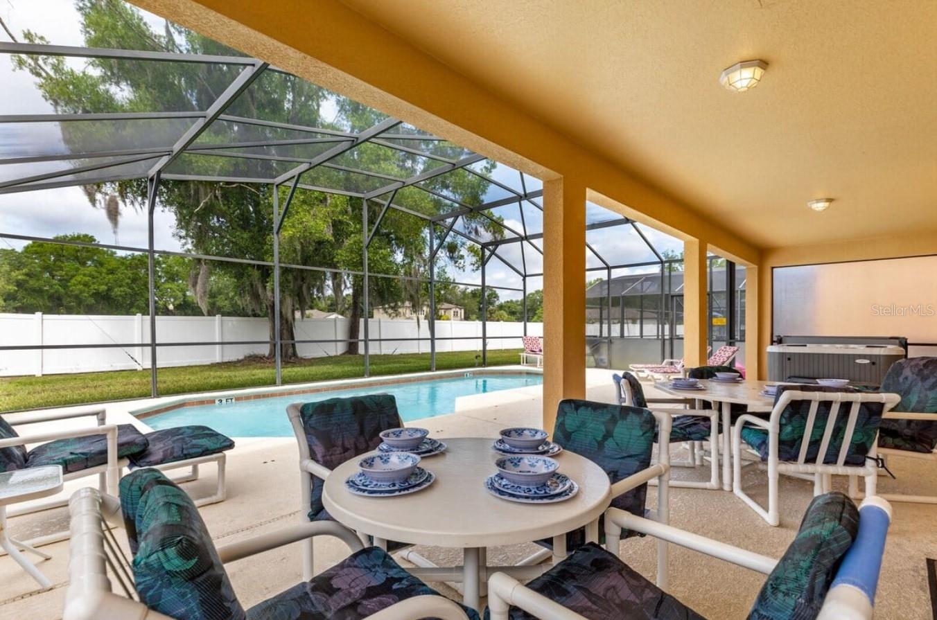 SEASONS - Residential