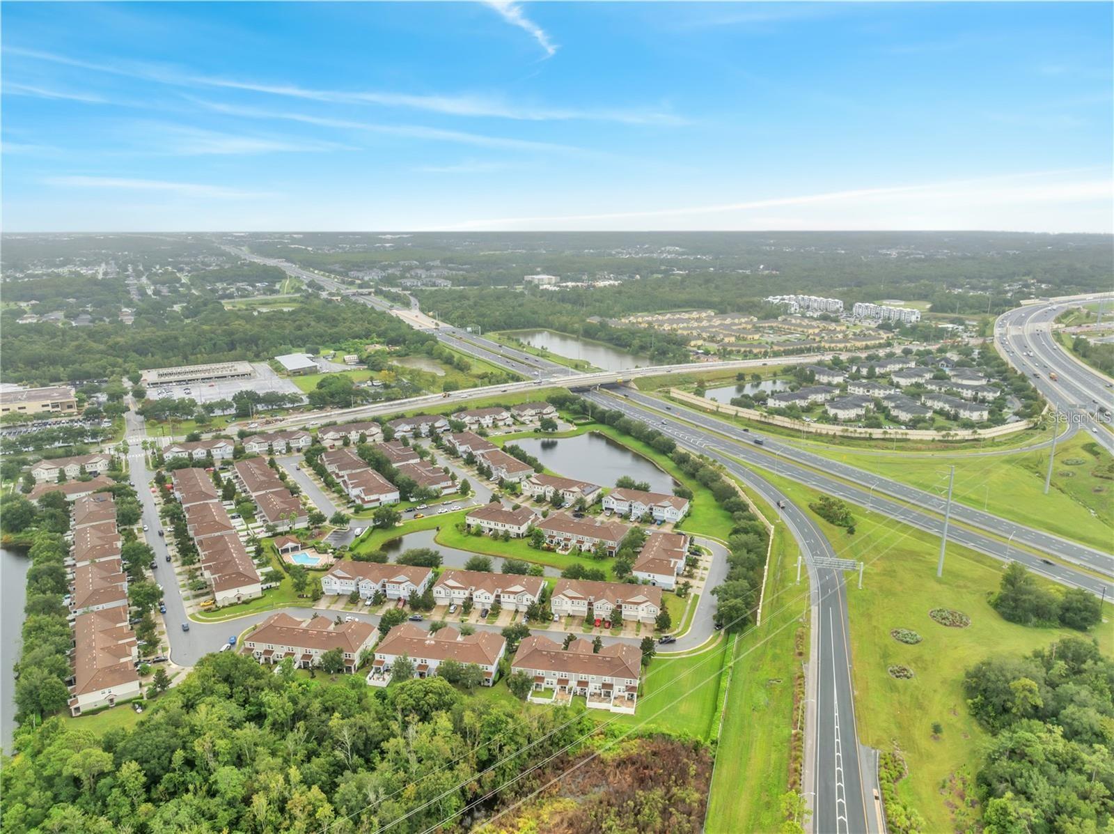 SOMERSET CHASE - Residential