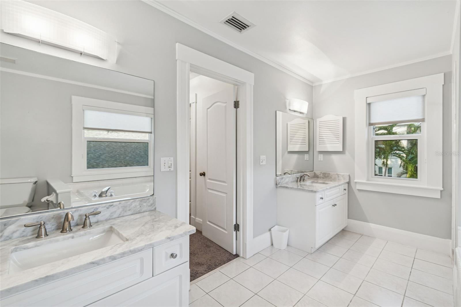 NORTH NEW SUBURB BEAUTIFUL - Residential