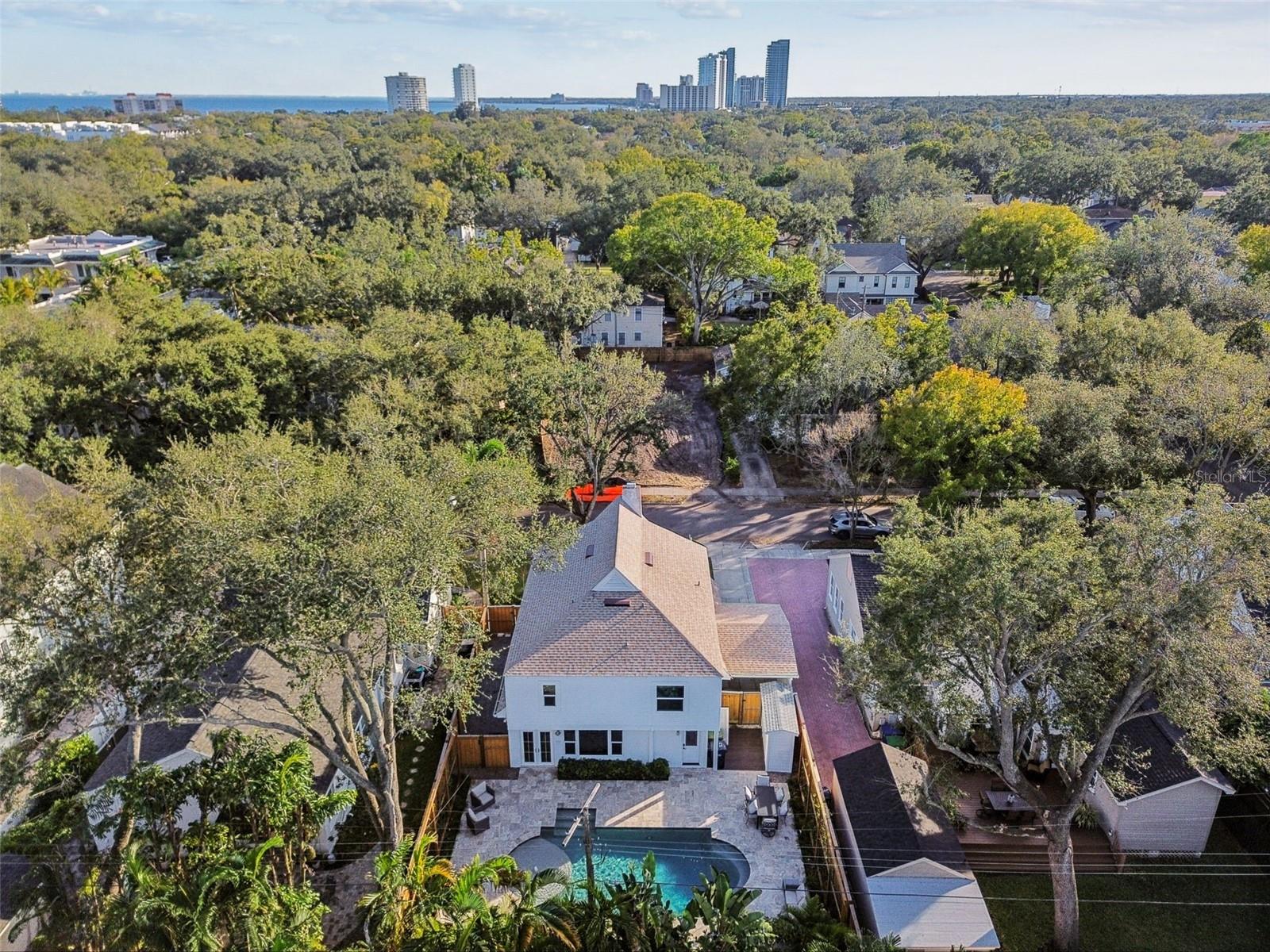 NORTH NEW SUBURB BEAUTIFUL - Residential