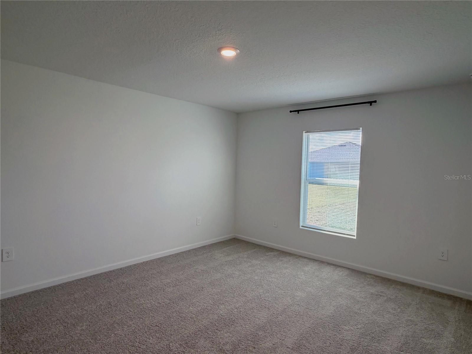 RANCHES/LK MCLEOD I - Residential Lease