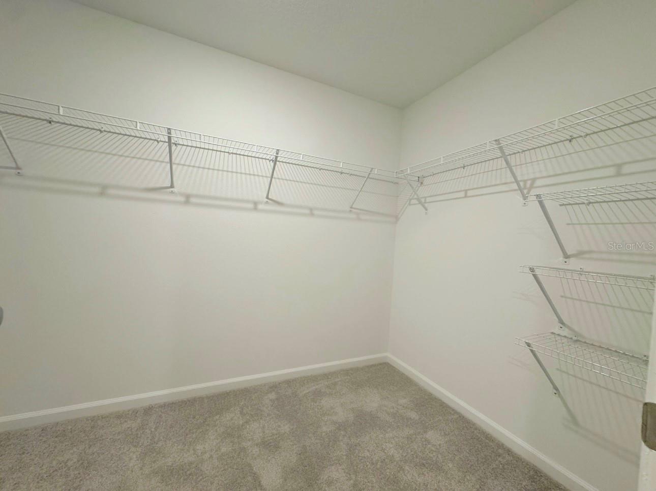 RANCHES/LK MCLEOD I - Residential Lease