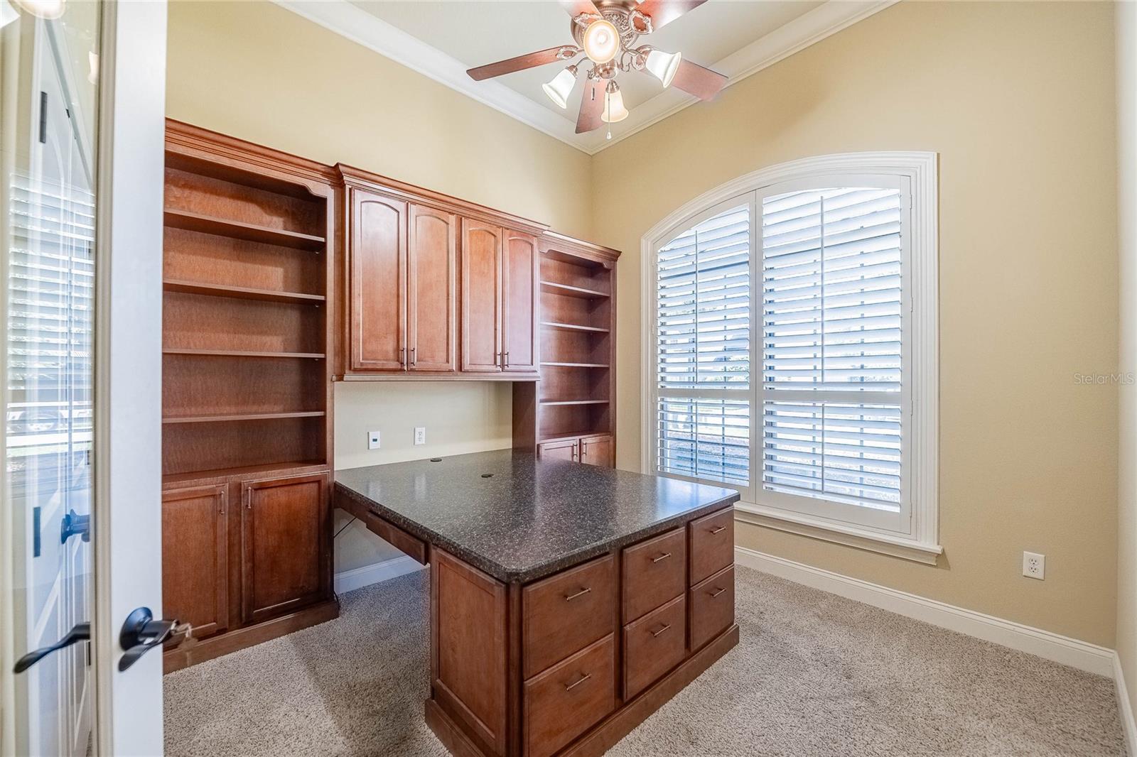 CRESCENT WOODS - Residential