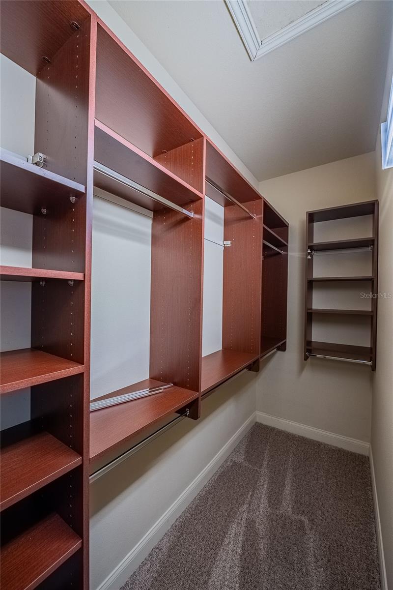 CRESCENT WOODS - Residential