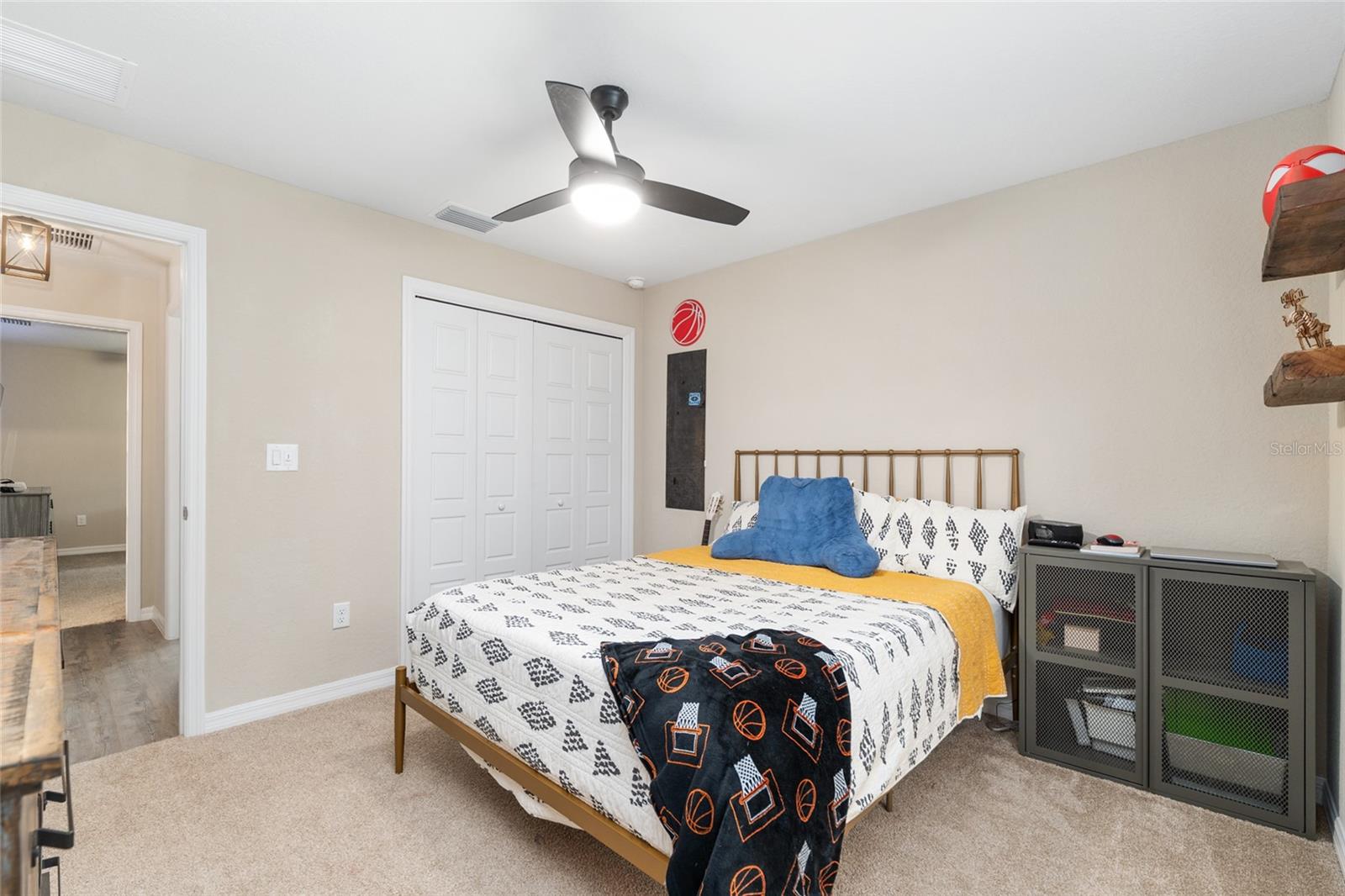 ROLLING HILLS UN 03 - Residential