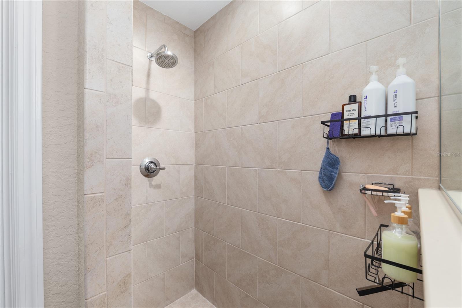 ROLLING HILLS UN 03 - Residential