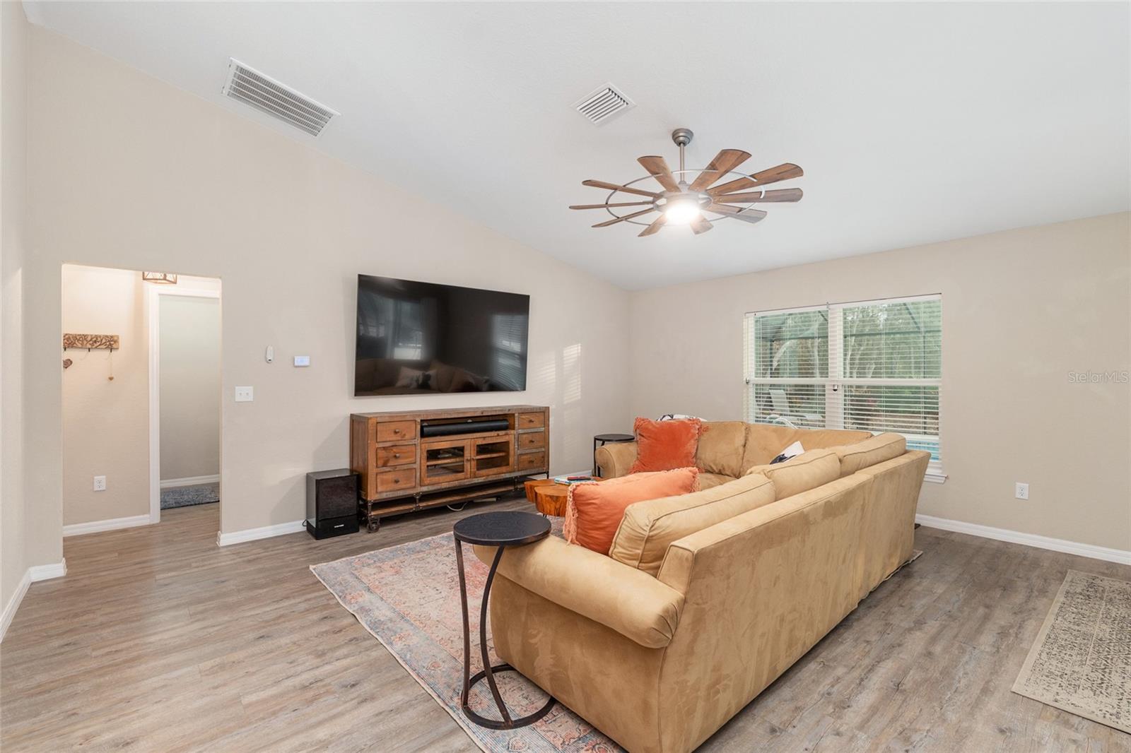 ROLLING HILLS UN 03 - Residential