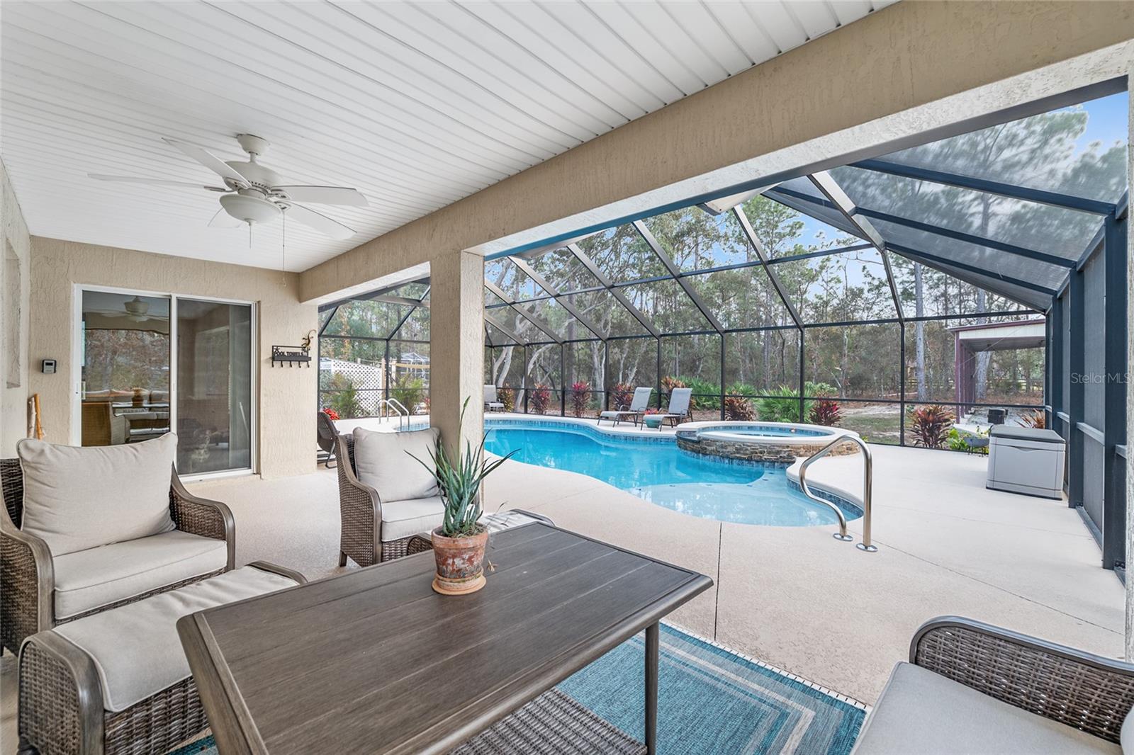 ROLLING HILLS UN 03 - Residential