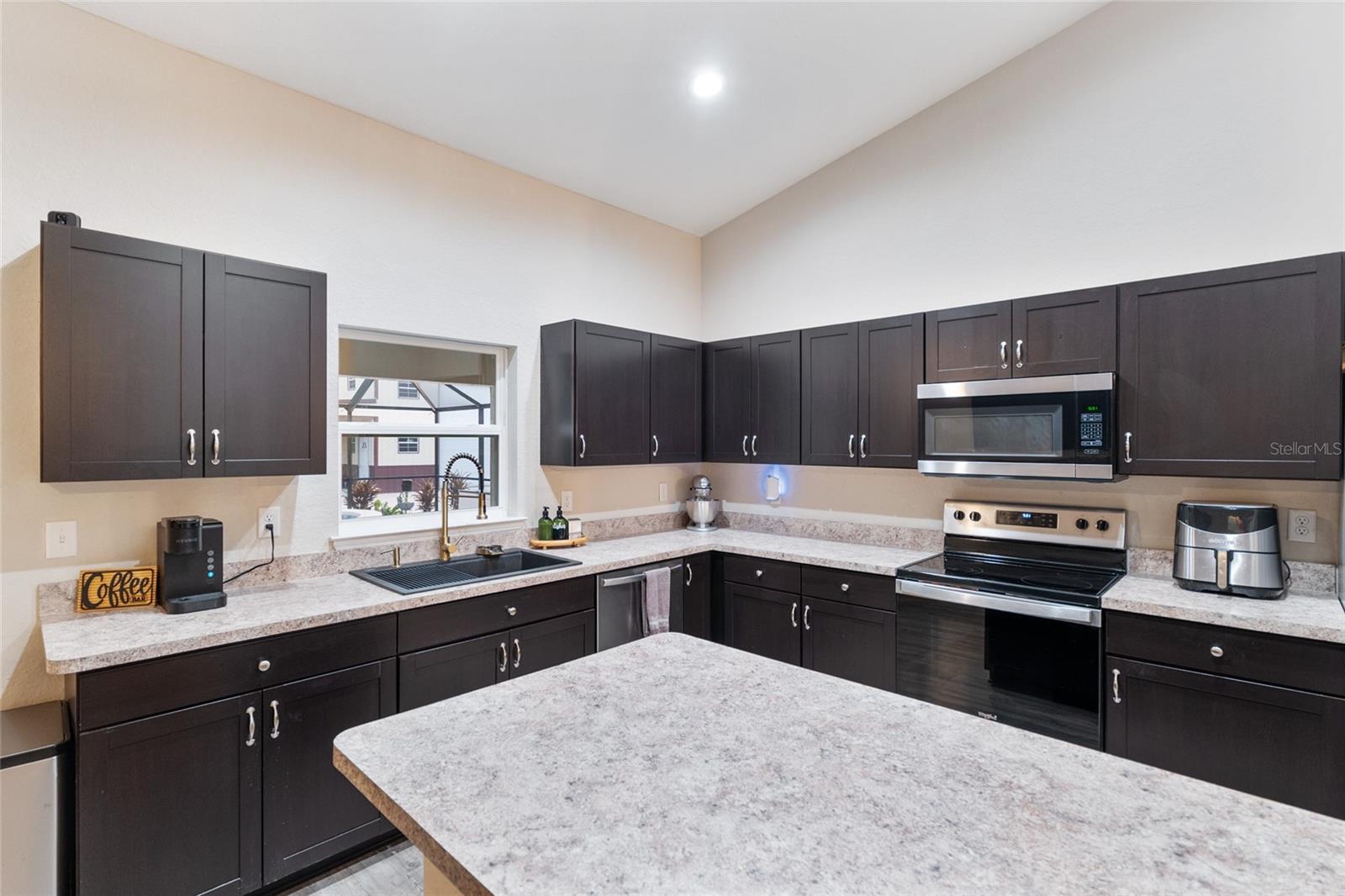 ROLLING HILLS UN 03 - Residential