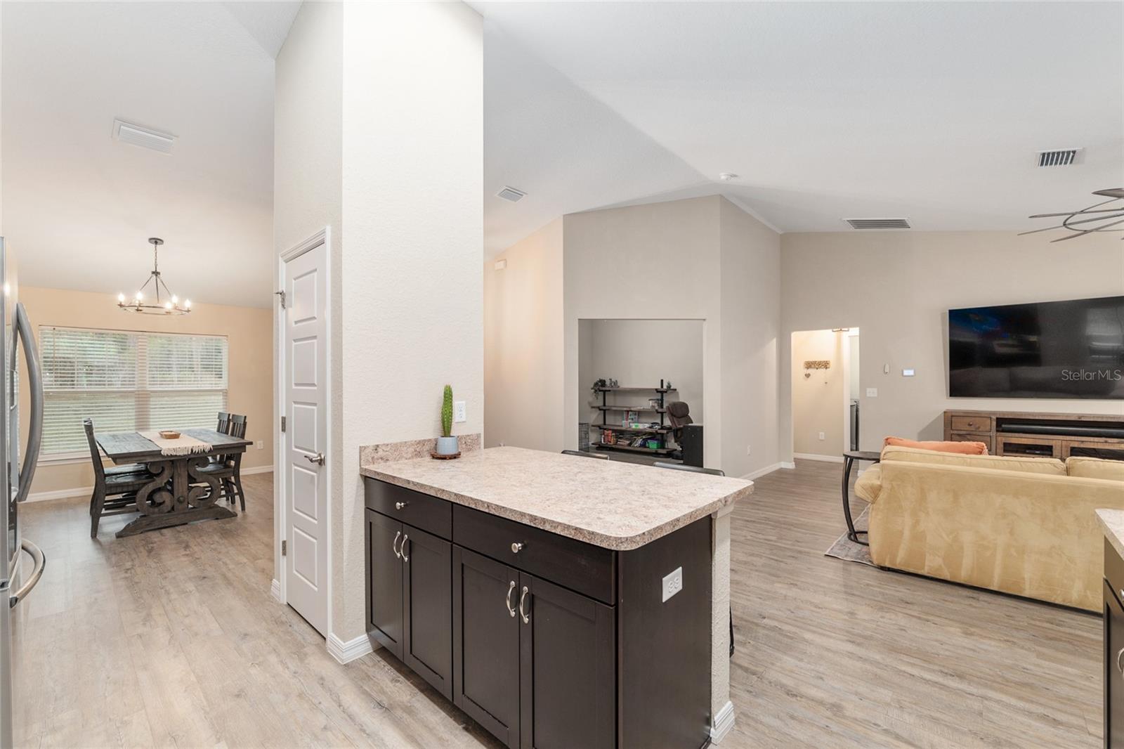 ROLLING HILLS UN 03 - Residential