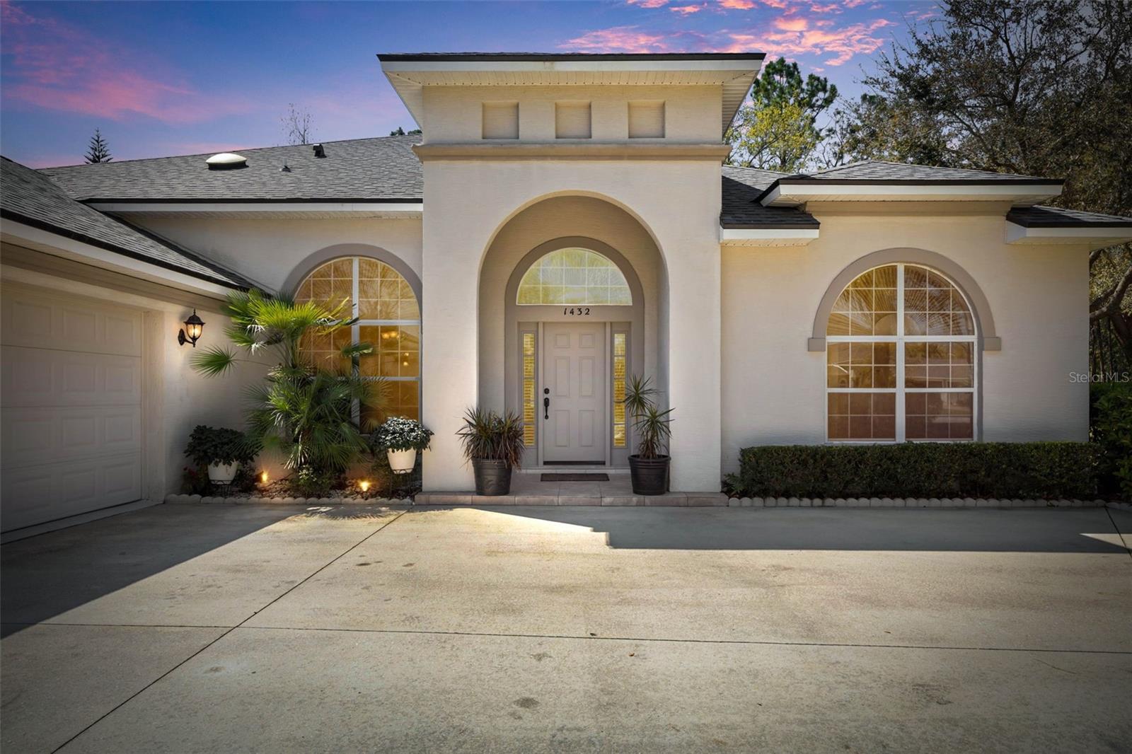 1432 KINNARD CIRCLE