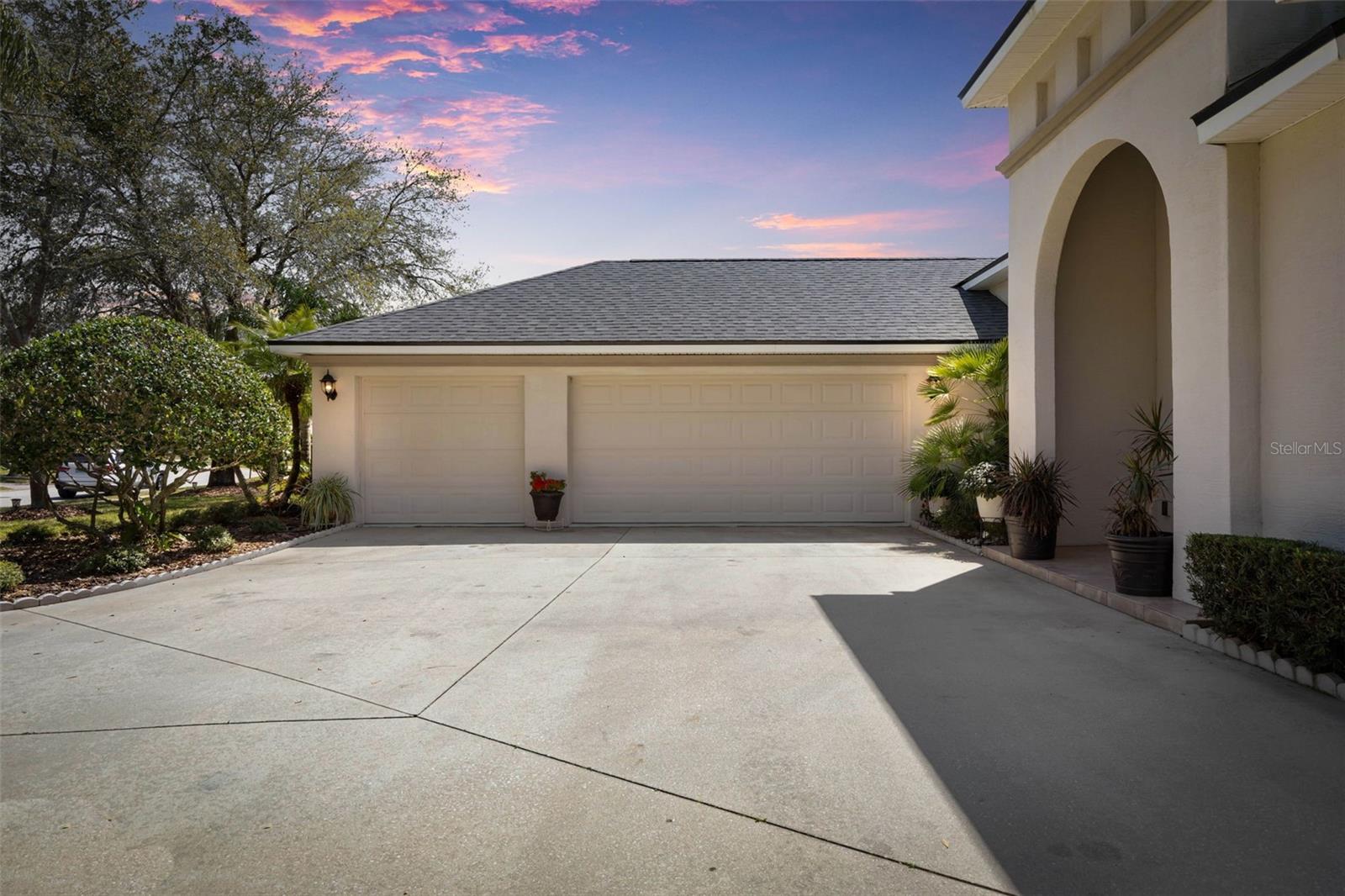 1432 KINNARD CIRCLE