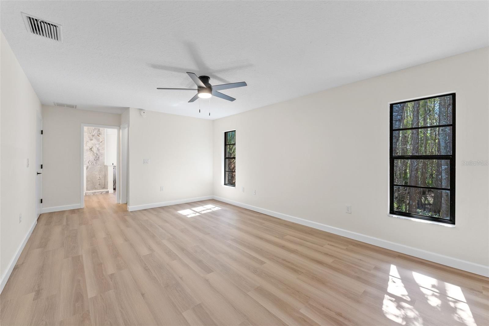 CYPRESS LAKES - Residential