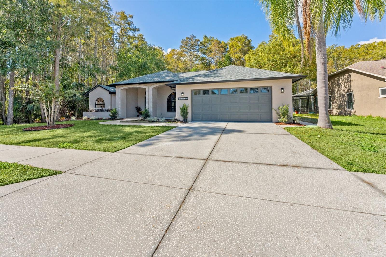 CYPRESS LAKES - Residential