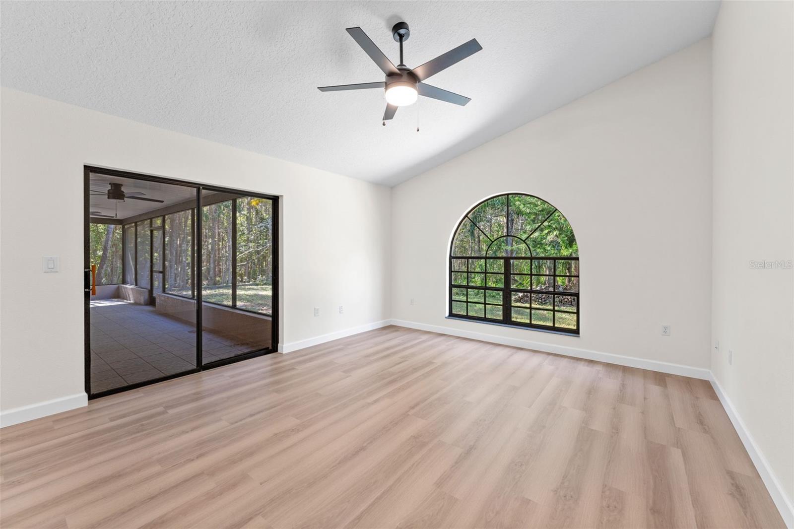 CYPRESS LAKES - Residential