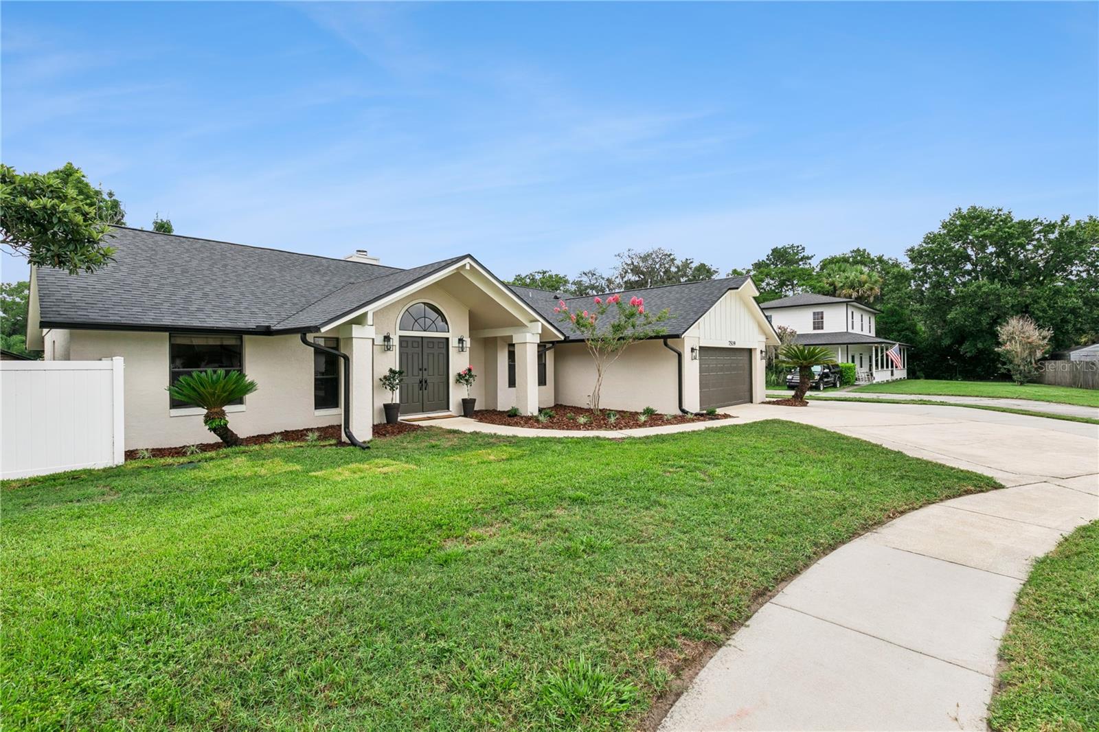 7509 GLENMOOR LANE