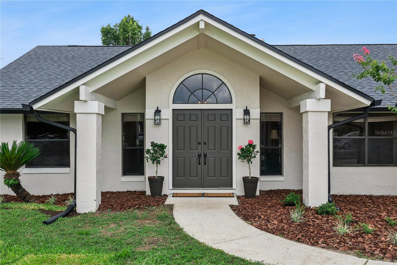 7509 GLENMOOR LANE