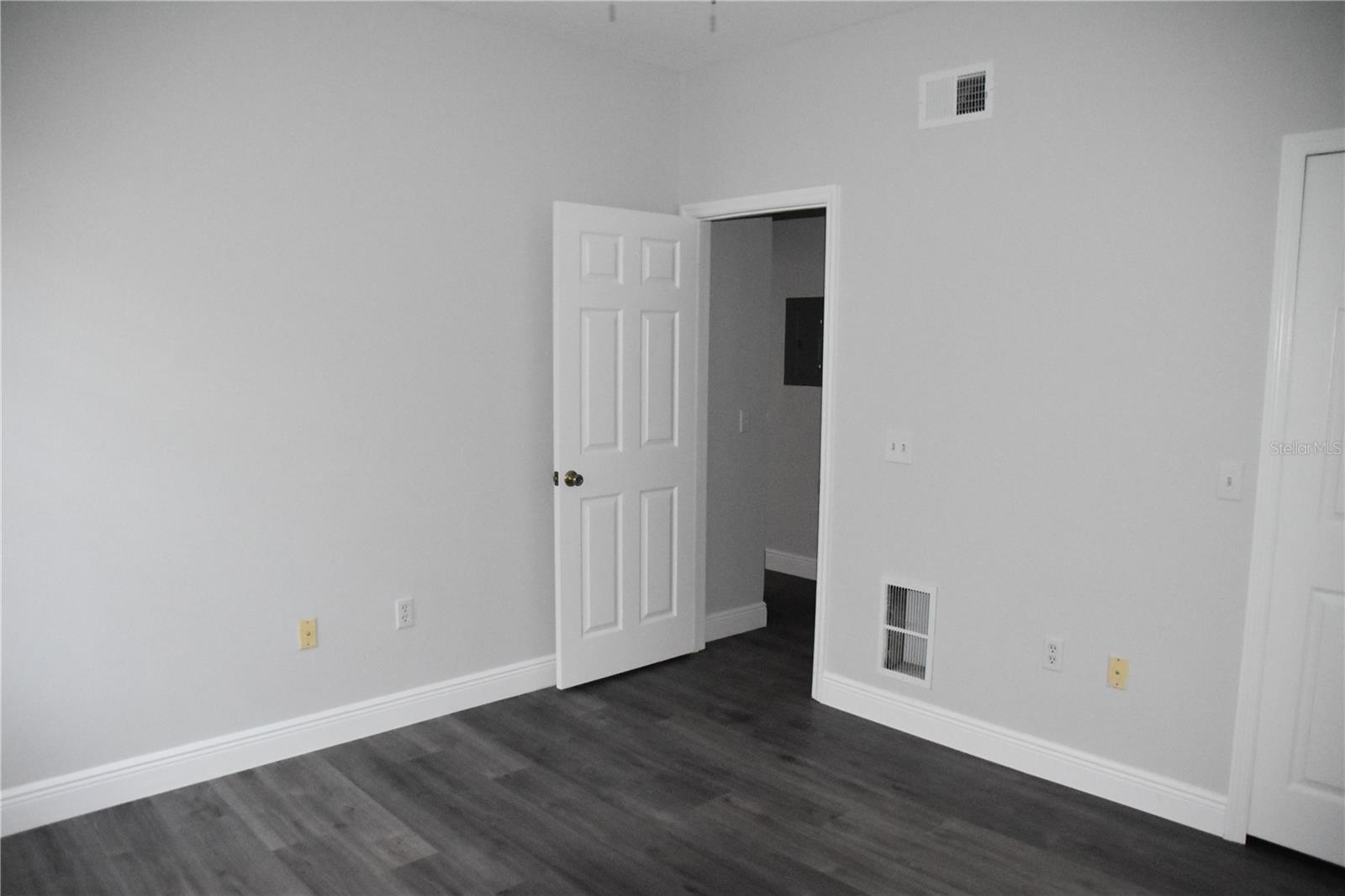 SOUTHERN PINES CONDO - Residential Lease