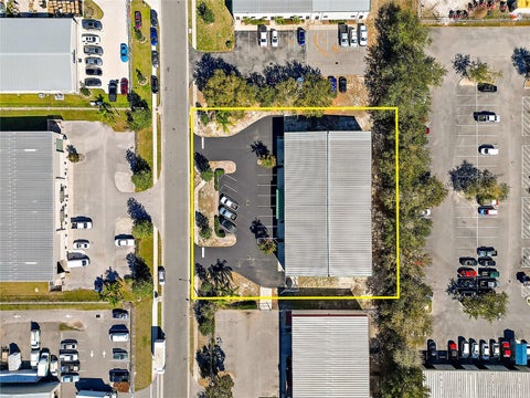 Tiny photo for 1811 Greenleaf Lane, Leesburg, FL 34748 (MLS # G5117254)