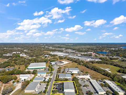 Tiny photo for 1811 Greenleaf Lane, Leesburg, FL 34748 (MLS # G5117254)