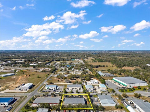 Tiny photo for 1811 Greenleaf Lane, Leesburg, FL 34748 (MLS # G5117254)