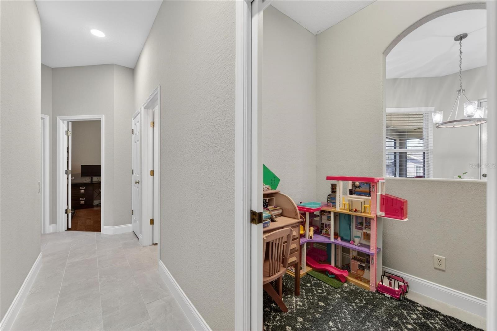 CREWS LAKE TRAILS - Residential