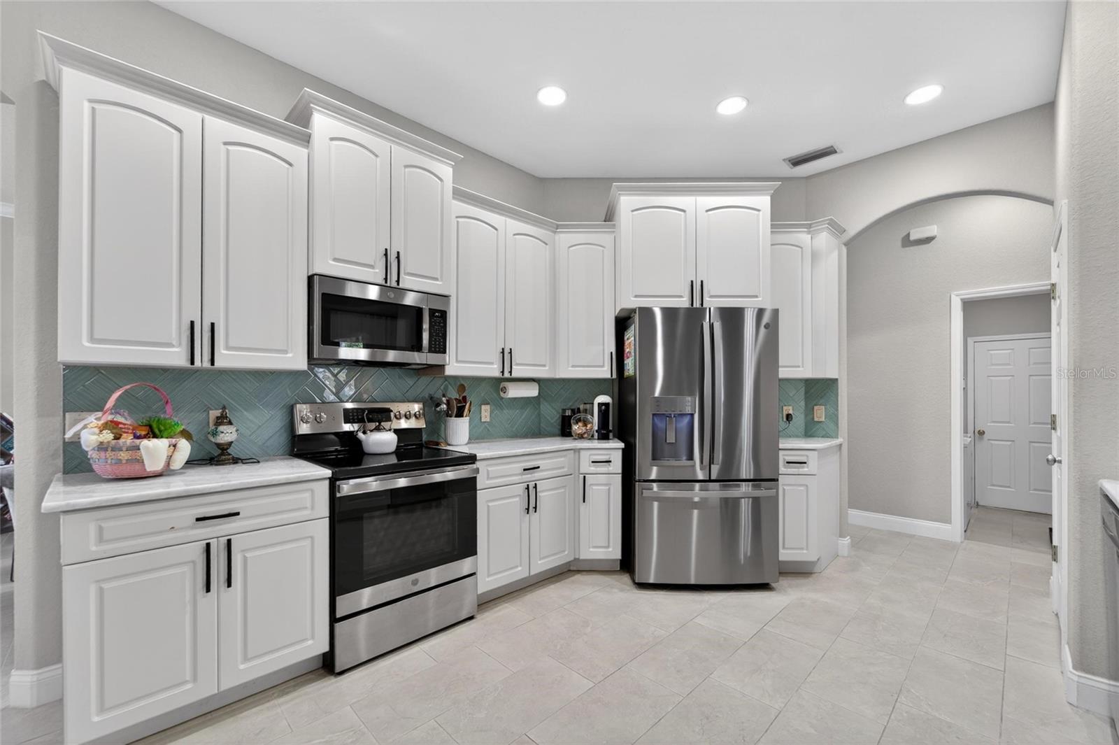 CREWS LAKE TRAILS - Residential