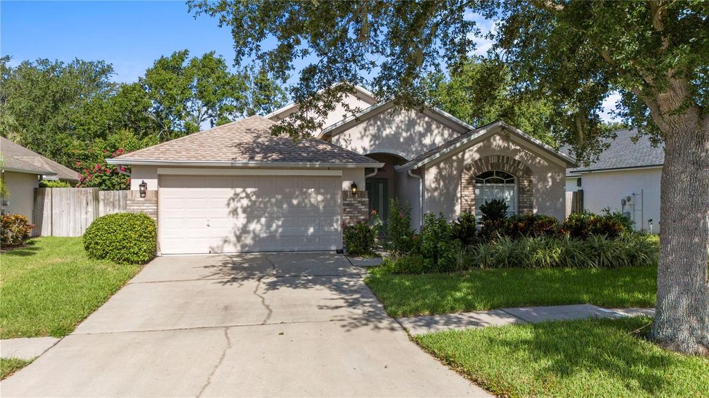 Photo of 7105 Bucks Ford Drive, Riverview, FL 33578 (MLS # TB8409319)