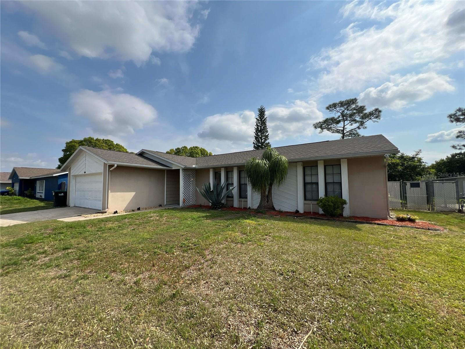 909 ROYALTON ROAD