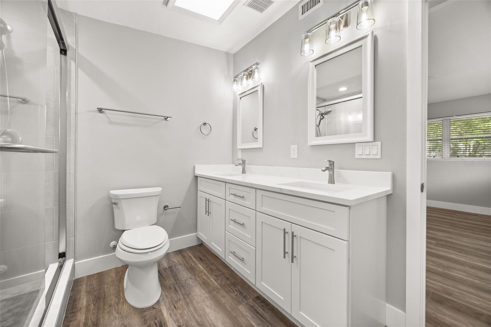 TIMBERLANE SHORES - Residential