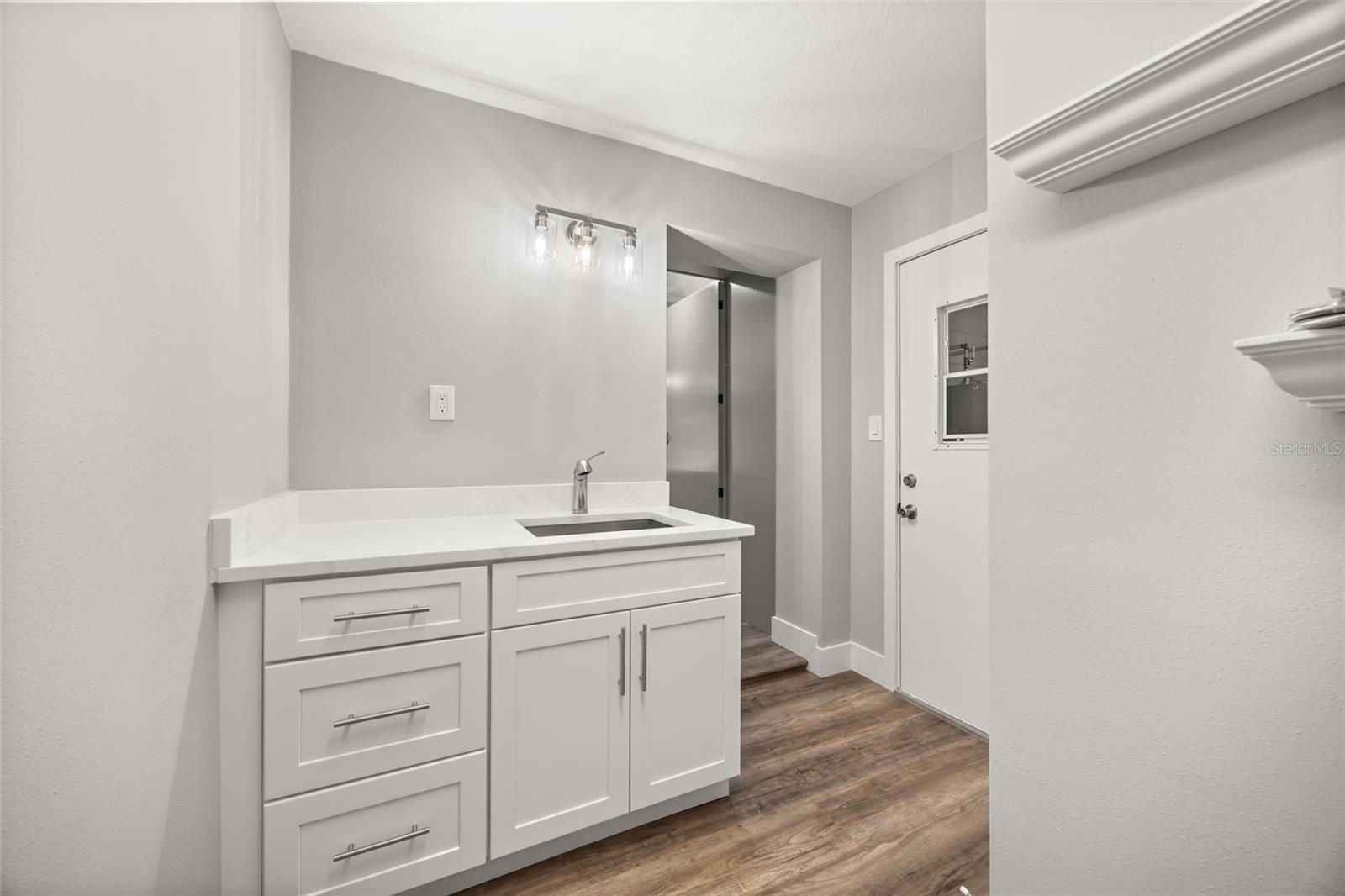 TIMBERLANE SHORES - Residential