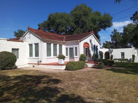 A home in MONTVERDE