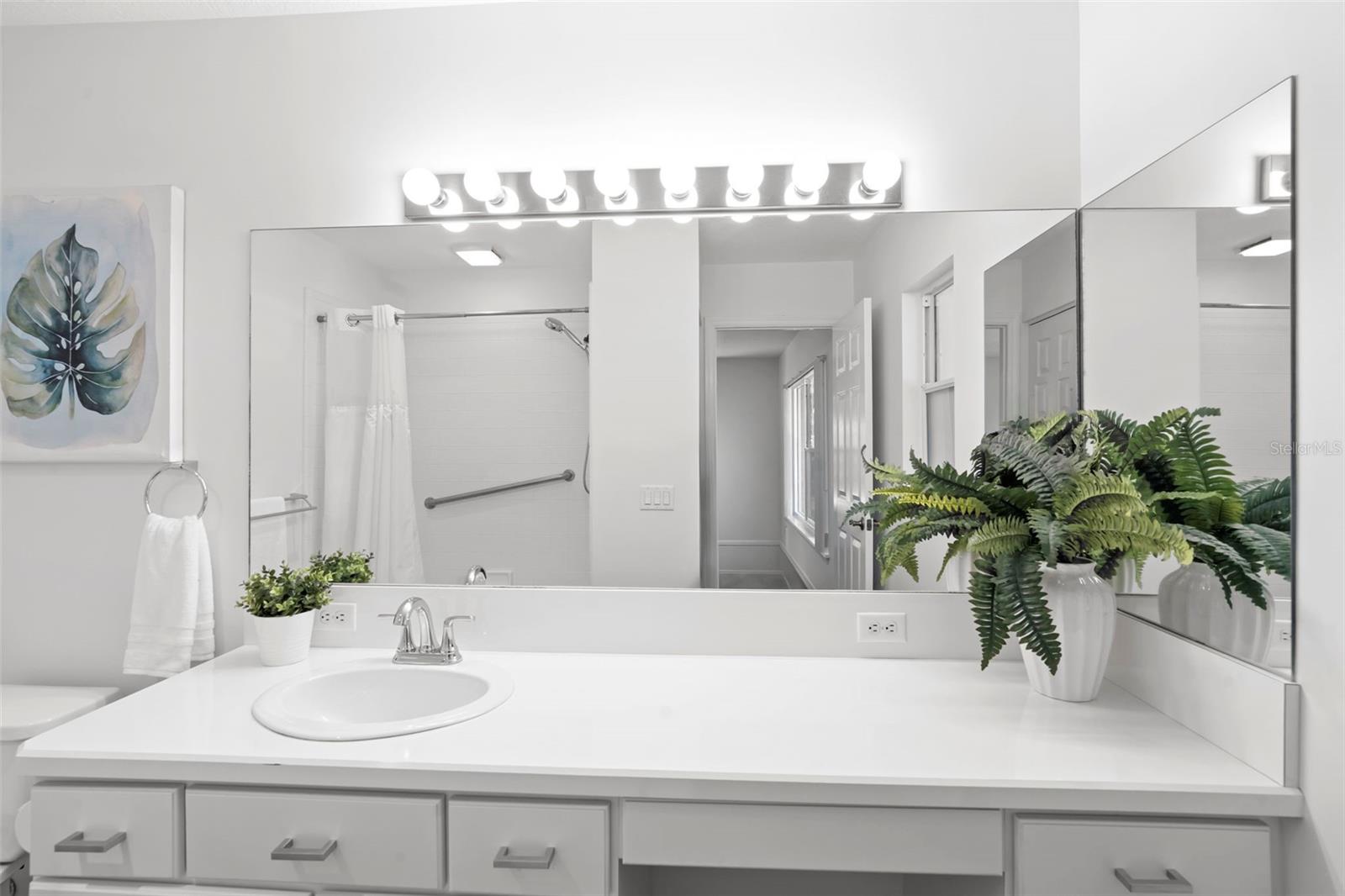 NORRIS DUPONT & GAUDRY GRANT - Residential