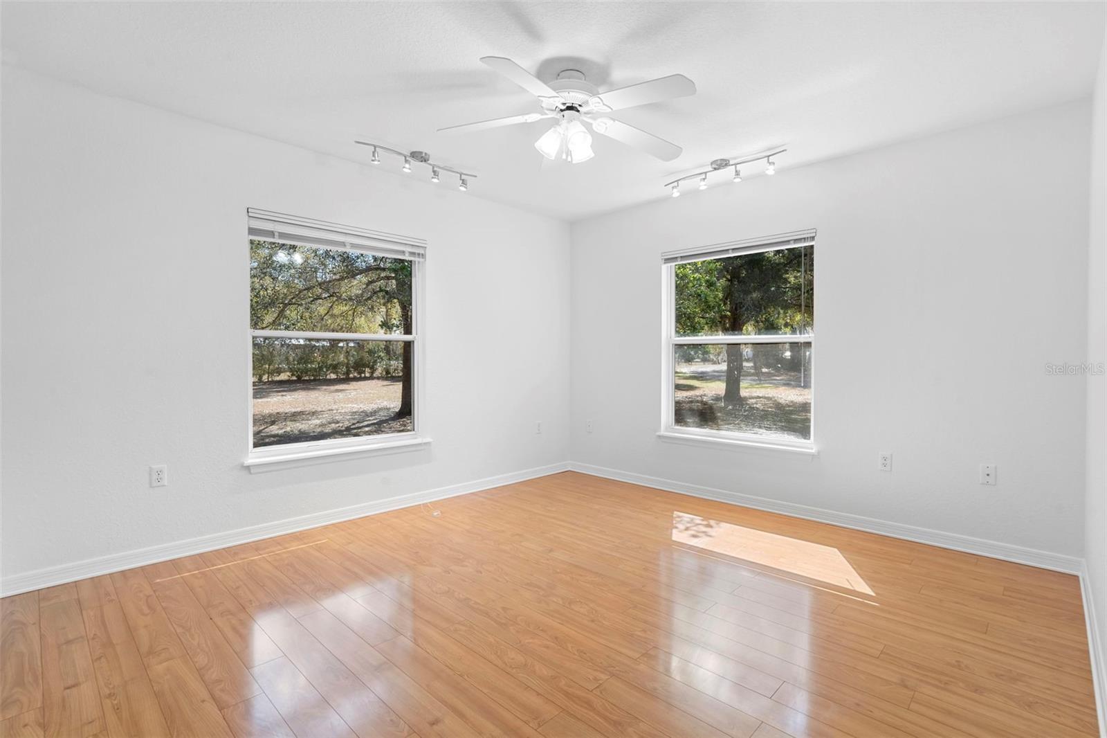 NORRIS DUPONT & GAUDRY GRANT - Residential