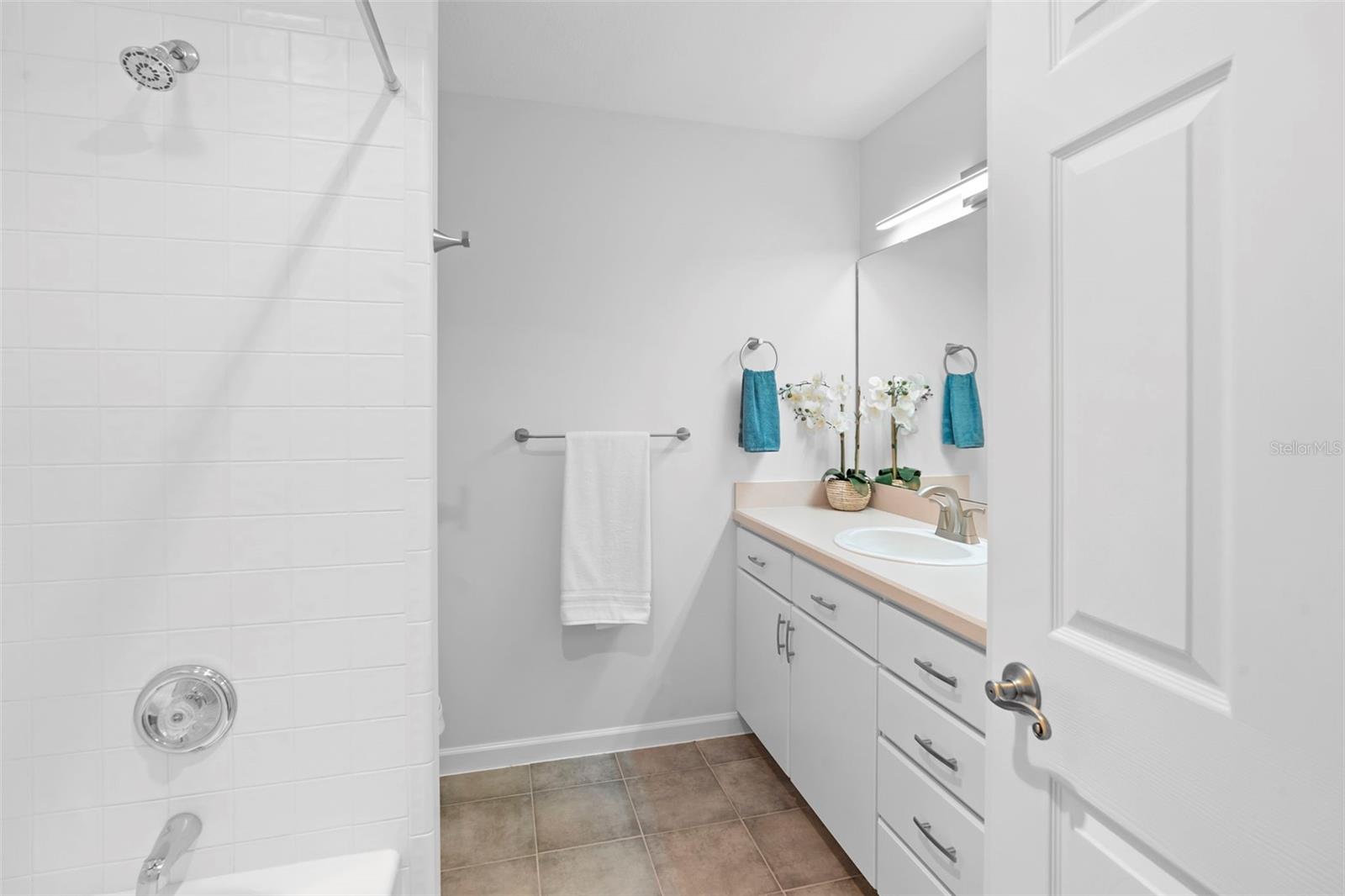 NORRIS DUPONT & GAUDRY GRANT - Residential