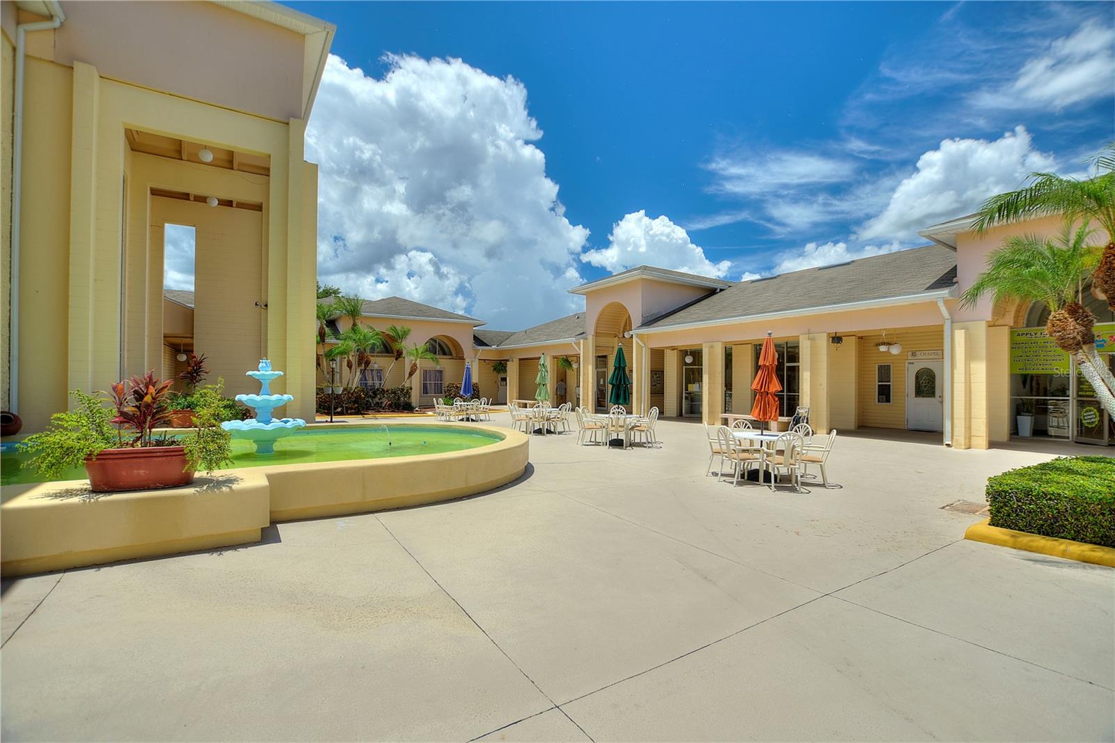 LAKESHORE CLUB - Residential