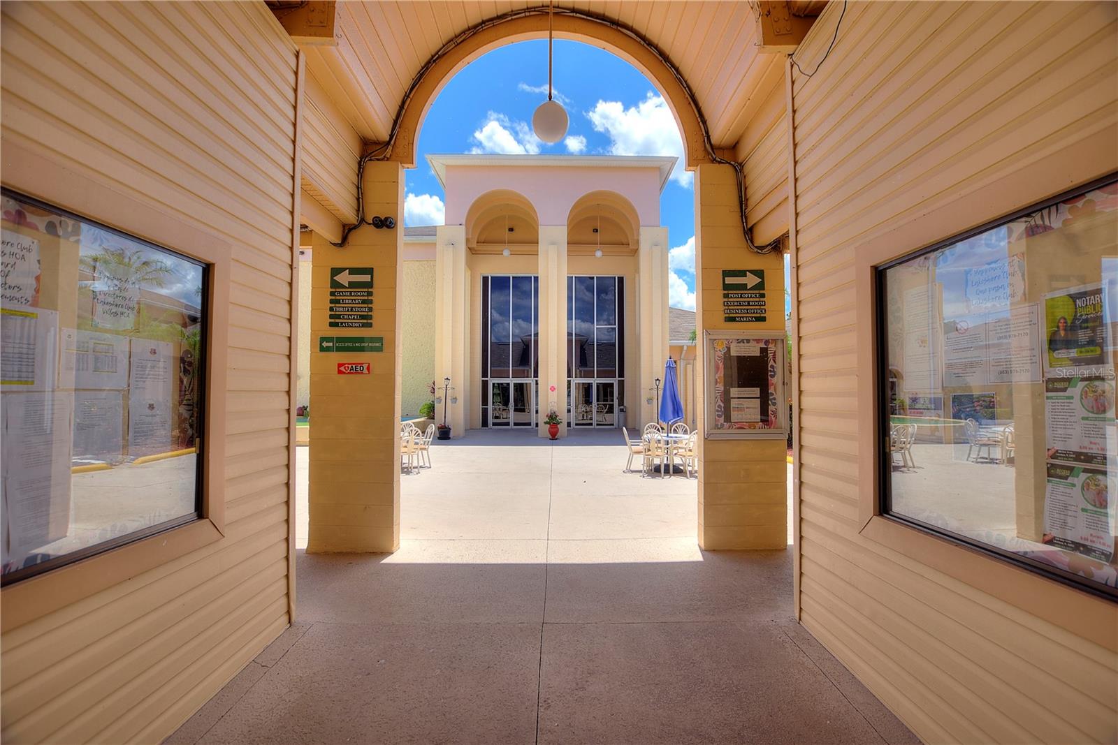 LAKESHORE CLUB - Residential