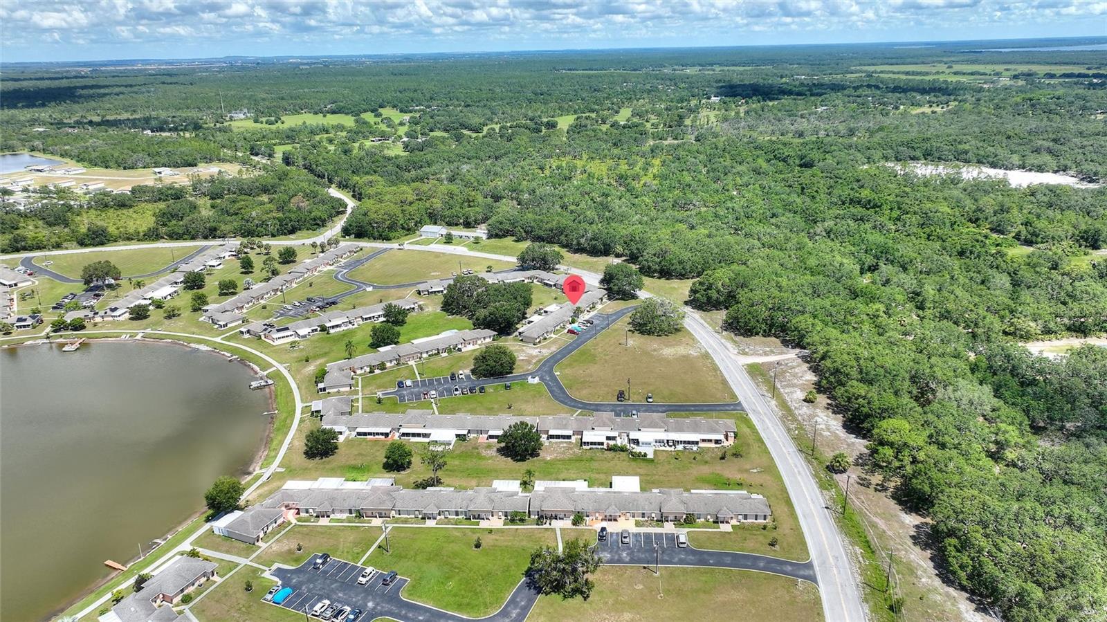 LAKESHORE CLUB - Residential