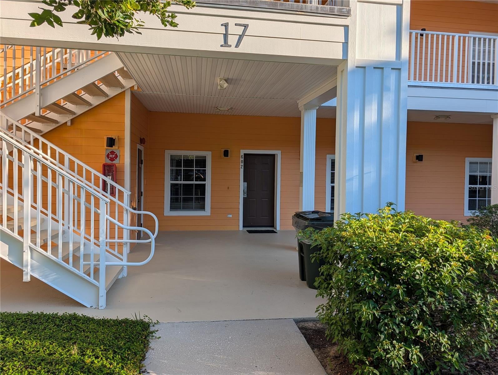 602 NEW PROVIDENCE PROMENADE 17602
